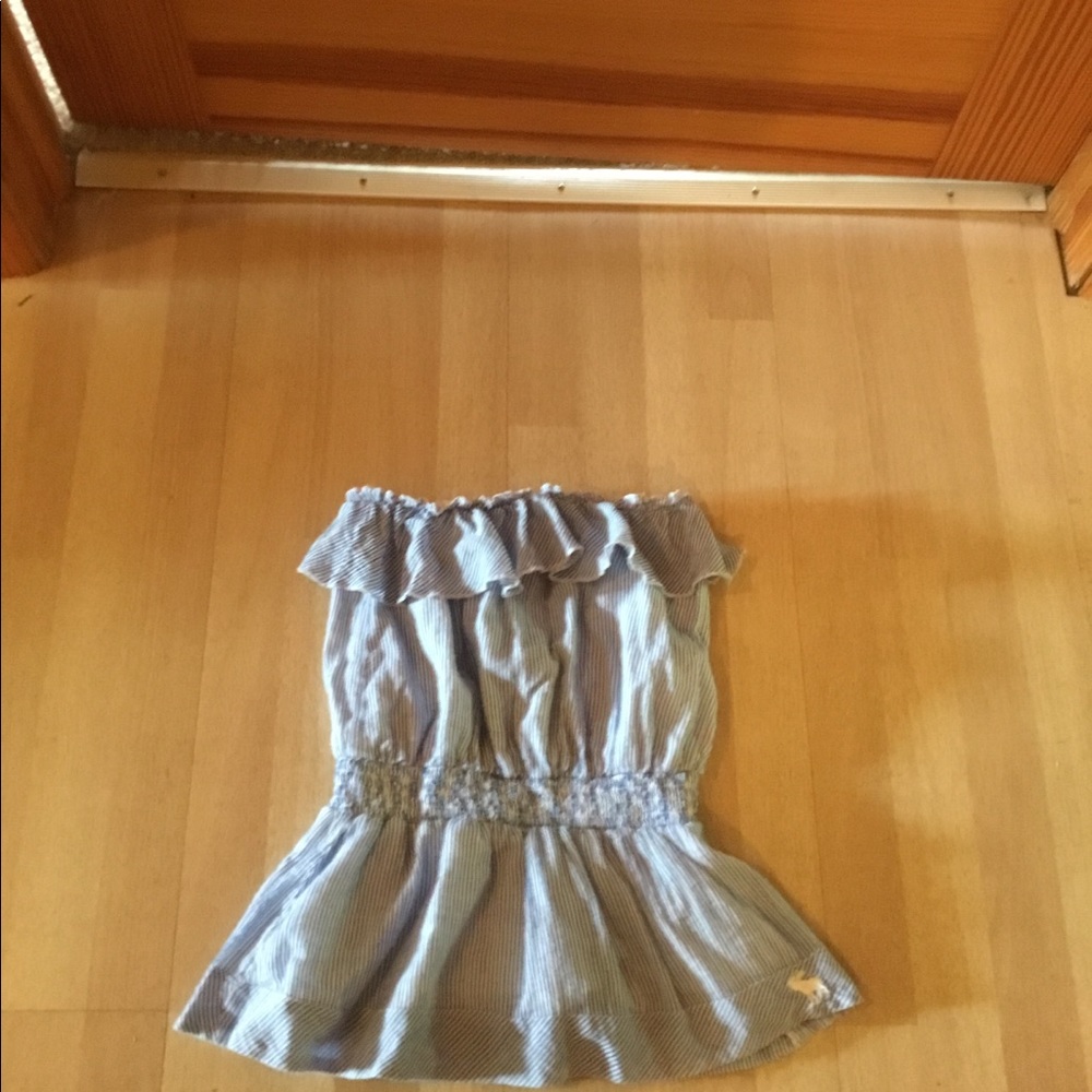 Abercrombie strapless shirt